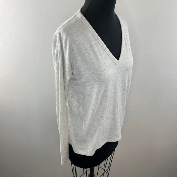 Rag & Bone Gray Knit Sweater Rayon Rib V-Neck Long Sleeve Pullover S Small - Picture 4 of 8